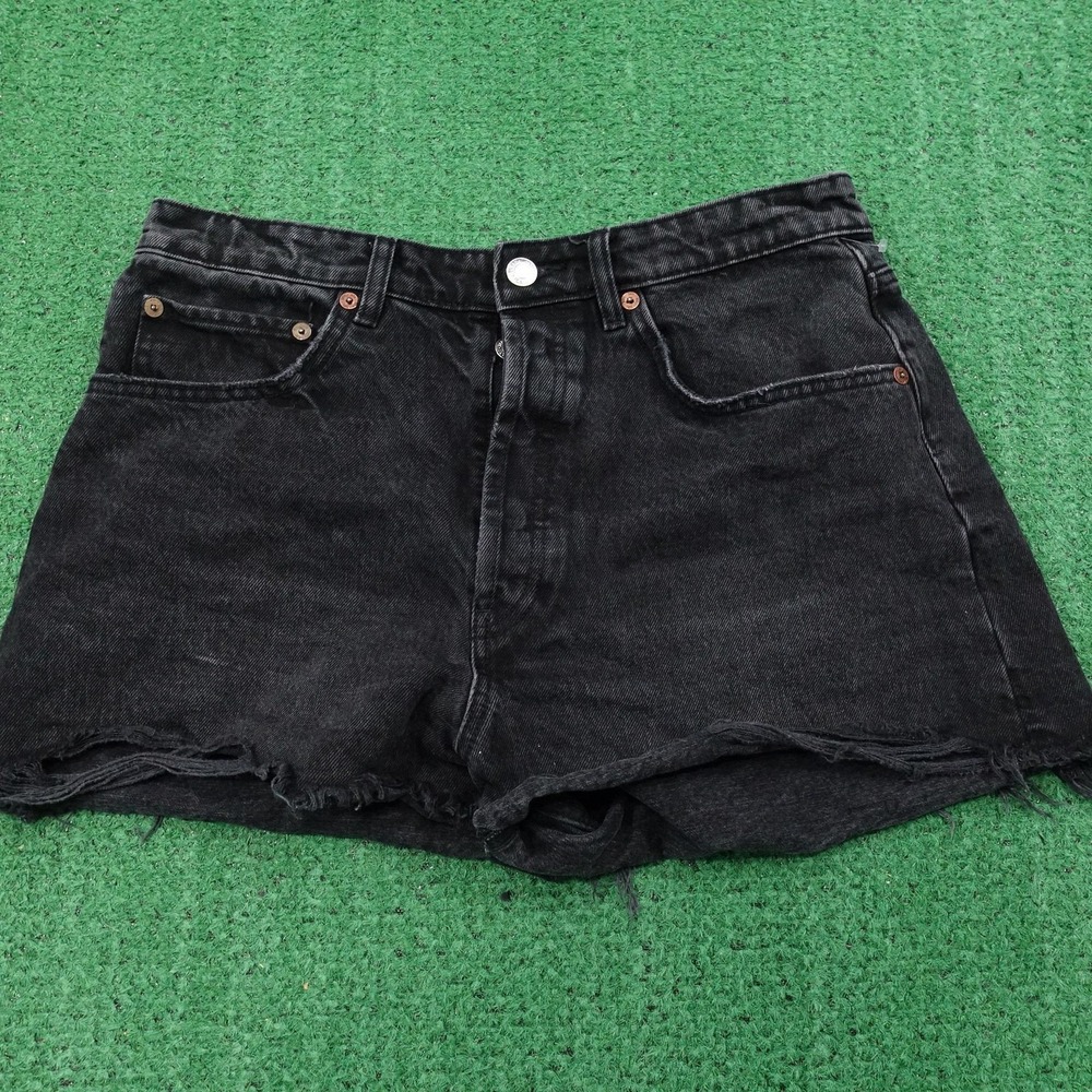 Zara Shorts Womens 10 Denim High Rise Button‎ Fly Raw Hem Distressed 31 Waist